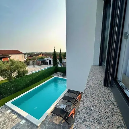 Вилла Aria - Istria - Private Heated Pool, Sauna & Jacuzzi Valica