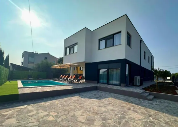 Aria - Istria - Private Heated Pool, Sauna & Jacuzzi *