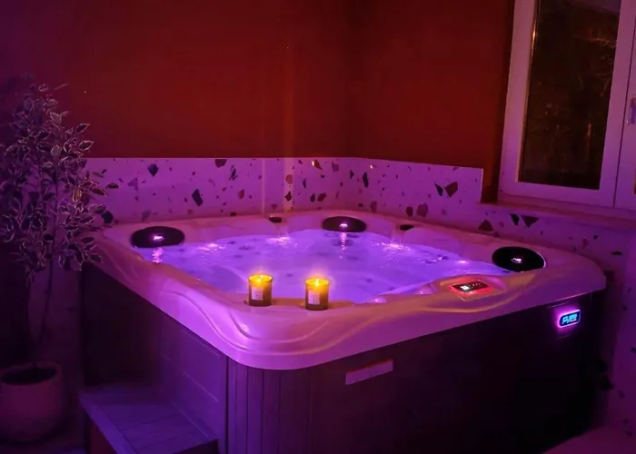 Aria - Istria - Private Heated Pool, Sauna & Jacuzzi * Valica