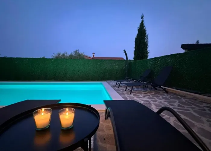 Villa Aria - Istria - Private Heated Pool, Sauna & Jacuzzi Valica