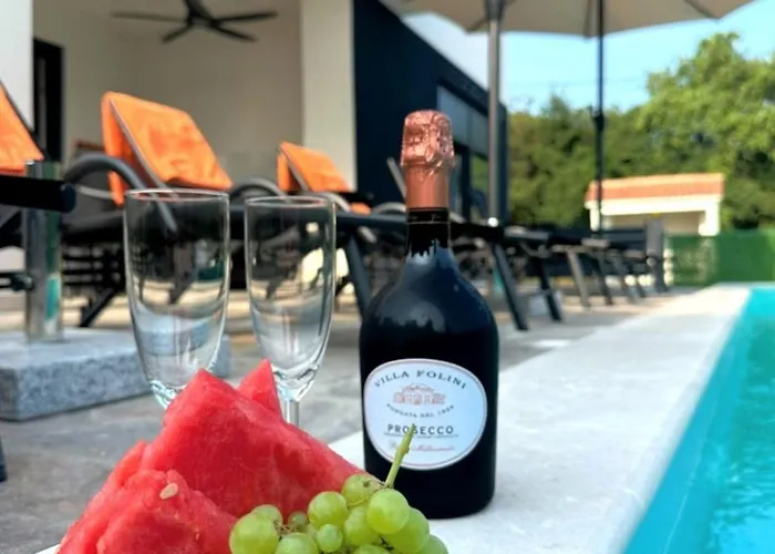 Aria - Istria - Private Heated Pool, Sauna & Jacuzzi Valica