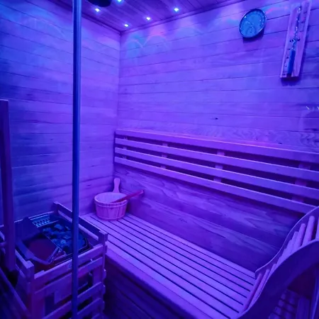 Villa Aria - Istria - Private Heated Pool, Sauna & Jacuzzi *